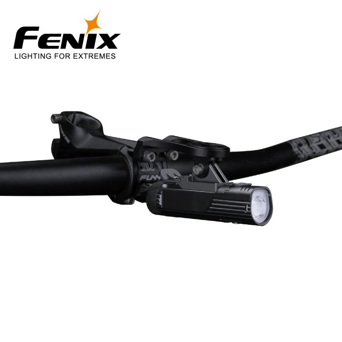 Fenix ALD-10 cykellygteholder med GoPro-beslag