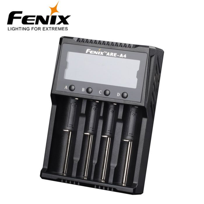 Fenix ARE-A4 batterilader til fire batterier